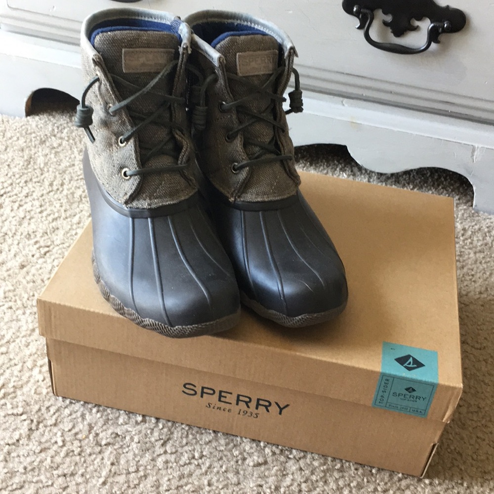 Sperry duck boots